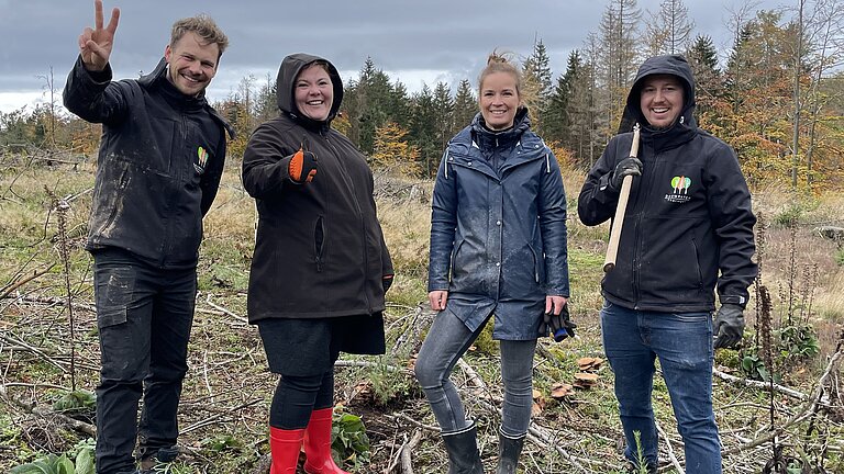 QUNDIS-Baumpaten-Pflanzaktion